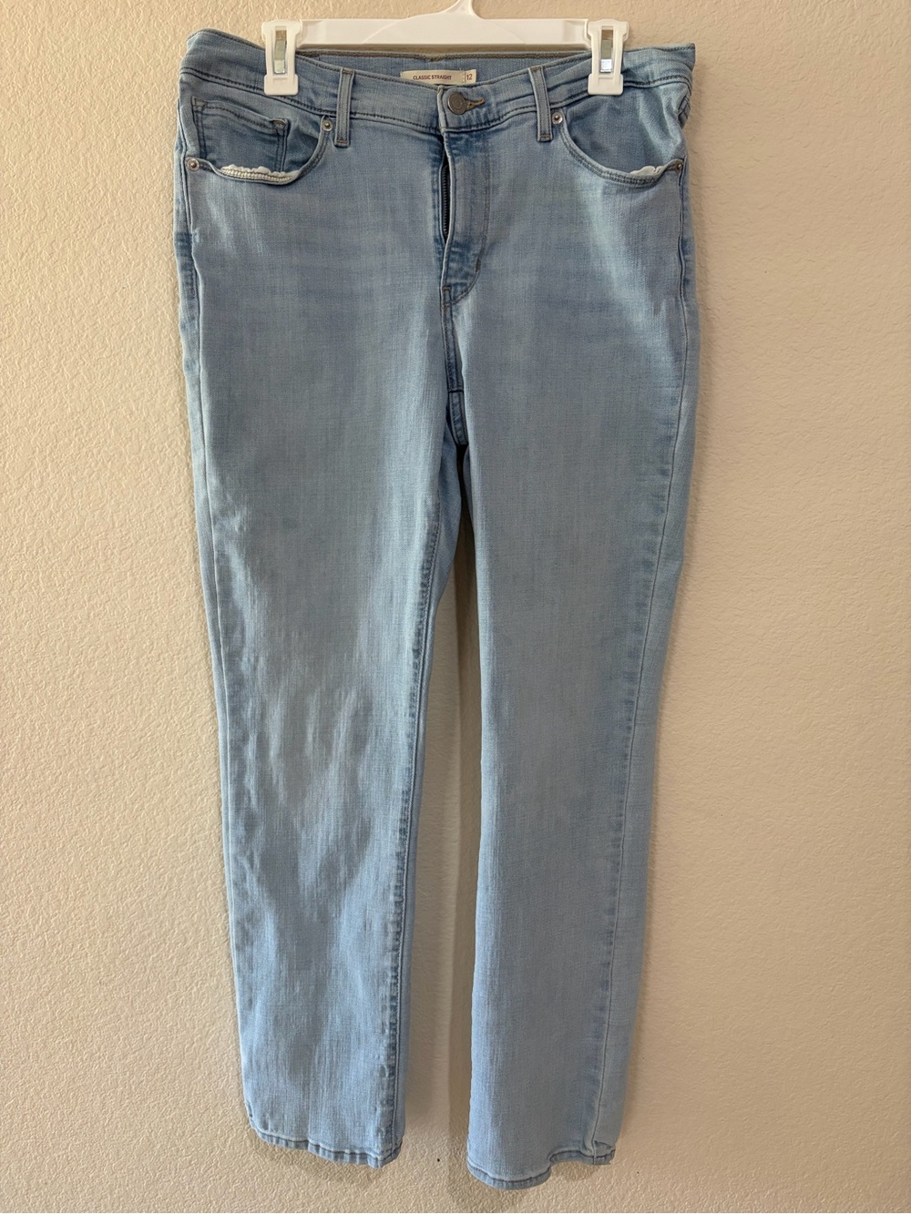 Levi’s Classic Straight Jeans Women’s Size 12 Light Wash Mid Rise Stretch Denim